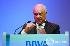 Ernst & Young nombra a Francisco González Carrera miembro del Global Advisory Council de la Firma El presidente de BBVA, Francisco González, durante su presentación de resultados del 4 de febrero