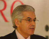 Francisco Ros, próximo invitado del Observatorio del Notariado para la Sociedad de la Información Francisco Ros, próximo invitado del Observatorio del Notariado para la Sociedad de la Información. Francisco Ros Perán, Secretario de Estado de Telecomunicaciones y para la Sociedad de la Información