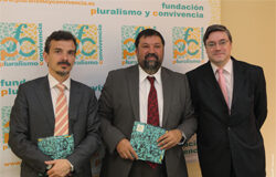 El Ministro anima a las confesiones minoritarias a que se hagan más visibles El Ministro anima a las confesiones minoritarias a que se hagan más visibles