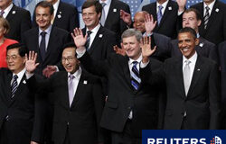 El G-20 opta por caminos separados en busca de la recuperación En la imagen (desde la fila de atrás a la de delante, de I-D), el presidente del Gobierno español, José Luis Rodríguez Zapatero; el primer ministro holandés, Jan Peter Balkenende; el presidente sudafricano, Jacob Zuma; el ruso, Dmitry Medvedev; el chino H