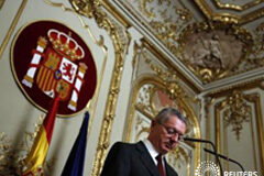 El ministro español de Justicia dimite tras retirarse la reforma del aborto Alberto Ruiz-Gallardón