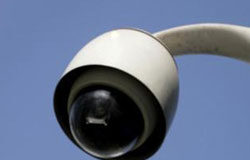 Google adquiere un portal de edición de fotos Imagen de Google junto a una videocámara