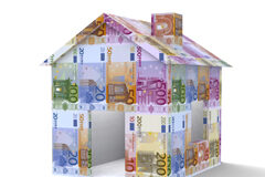 Nueva Ley Hipotecaria: ¿qué pasa con los que ya han sido desahuciados? casa de billetes