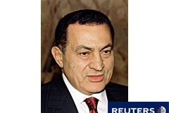Al Arabiya dice que Mubarak y su familia han abandonado El Cairo Hosni Mubarak