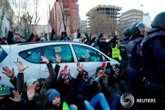 Los taxis paralizan la Castellana en su mayor protesta contra los VTC Taxistas interrumpiendo el tráfico en una protesta en el centro de Madrid, el 28 de enero de 2019