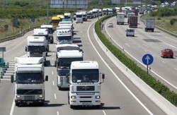 Camiones huelga transportes