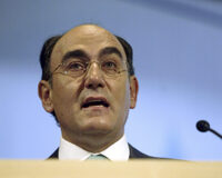 Iberdrola pide una regulación clara, predecible y sostenible en el tiempo Iberdrola pide una regulación clara, predecible y sostenible en el tiempo.Ignacio Sánchez Galán, presidente de Iberdrola