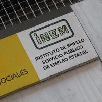 fotografía de la placa del Inem