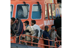 Un Plan Nacional de Derechos Humanos modificará, entre otras, la Ley de Extranjería y de Libertad religiosa Sin papeles, con custodia