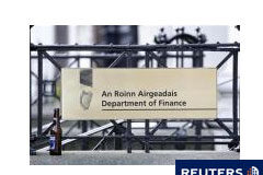 El riesgo de contagio será menor si Irlanda recibe ayuda rápido Imagen de la verja del departamento de finanzas.