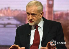 El líder del Partido Laborista, Jeremy Corbyn, en una entrevista con la BBC el 29 de noviembre de 2015