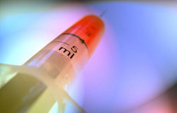 Vacuna jurídico económica contra el mal de la mora interpretación armónica del artículo 1108 CC Jeringuilla