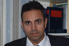 “La responsabilidad civil médica es uno de los frentes de batalla judicial más extensos” Joaquín Cayón, Jefe de la Asesoría Jurídica de Sanidad del Gobierno de Cantabria y Profesor Asociado de la Facultad de Derecho de la Universidad de Cantabria