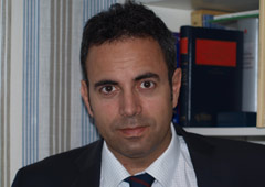 Joaquín Cayón, Jefe de la Asesoría Jurídica de Sanidad del Gobierno de Cantabria y Profesor Asociado de la Facultad de Derecho de la Universidad de Cantabria