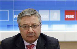 Blanco dice que hay «voluntad» de concretar a primeros de septiembre el principio de acuerdo para elegir el CGPJ Blanco dice que hay "voluntad" de concretar a primeros de septiembre el principio de acuerdo para elegir el CGPJ