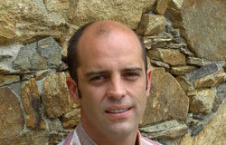 Preocuparse de las cárceles tiene premio Juan Ignacio de la Mata, premiado por su defensa de los derechos de los menores extranjeros