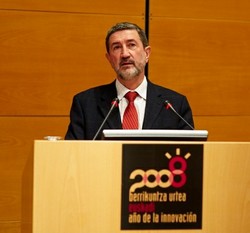 Exonomía: nuevos tiempos, nuevos conceptos Juan José Goñi en una conferencia