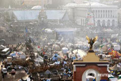La presidencia ucraniana anuncia un acuerdo y Francia y Polonia piden calma Una vista aérea de la plaza de la Independencia en Kiev, el 21 de febrero de 2014