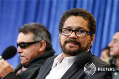 La guerrilla de las FARC anuncia un cese el fuego unilateral El jefe negociador de las FARC, Iván Márquez, en Hurdal, cerca de Oslo, el 18 de octubre de 2012