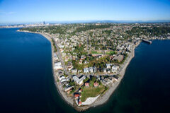 La modificación de la ley de costas Una playa llena de edificios