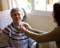 CCOO recuerda que la Ley de Dependencia obliga al Gobierno y a las CCAA a alcanzar un acuerdo en materia de acreditación-calidad y copago CCOO recuerda que la Ley de Dependencia obliga al Gobierno y a las CCAA a alcanzar un acuerdo en materia de acreditación-calidad y copago