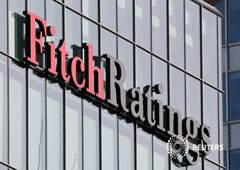 Logo de Fitch Ratings en sus oficinas de Canary Wharf en Londres, tomada el 3 de marzo de 2016