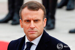 China y Francia reiteran su apoyo al «irreversible» acuerdo de París sobre el clima El presidente francés Emmanuel Macron asiste a una ceremonia de bienvenida frente al Gran Salón del Pueblo en Beijing, China, el 6 de noviembre de 2019.