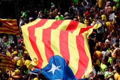 La Guardia Civil cifra en 1,9 millones los fondos malversados en Cataluña Una manfiestación a favor de de la independencia, en Barcelona, el 15 de abril de 2018