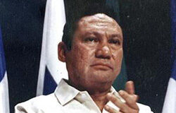 EEUU extradita a Francia al ex dictador panameño Manuel Noriega Manuel Noriega.