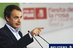 La marcha de Zapatero no acorta la ventaja del PP frente al PSOE El presidente del Gobierno, José Luis Rodríguez Zapatero, en Durango el 17 de abrild e 2011.