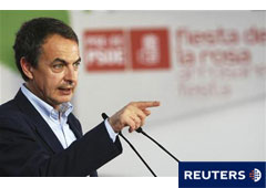 El presidente del Gobierno, José Luis Rodríguez Zapatero, en Durango el 17 de abrild e 2011.