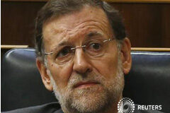 EXCLUSIVA-España, lista para rescate, Alemania pide esperar El presidente del Gobierno, Mariano Rajoy, en una sesión en el Congreso de los Diputados en Madrid el 12 de septiembre