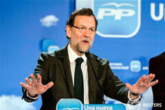 El País publica la contabilidad de Bárcenas; el PP niega pagos irregulares Rajoy en un acto del PP en Almería el 19 de enero de 2013