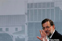Bruselas pide más reformas en España ante los graves riesgos El presidente del Gobierno español, Mariano Rajoy, en Madrid el 10 de abril de 2013