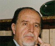 “Los colegios de abogados no deben ser considerados como simples cooperativas de servicios a favor de sus miembros” “Los colegios de abogados no deben ser considerados como simples cooperativas de servicios a favor de sus miembros”