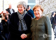 Primera ministra británica, Theresa May, junto a la Canciller alemana, Angela Merkel, en su reunión para discutir sobre el Brexit en Berlín, Alemania. 9 de abril de 2019