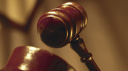 La AP Córdoba anula unos bonos canjeables de Banco Popular y obliga a la entidad a restituir al cliente 450.000€ Mazo