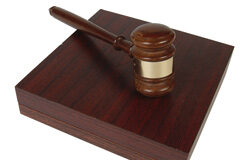 La actual ejecución de los laudos arbitrales Un mazo