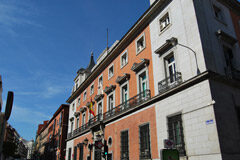 El Ministerio fija los servicios mínimos de Secretarios Judiciales de cara al paro convocado para mañana mientras se gesta una interrupción generalizada El Ministerio fija los servicios mínimos de Secretarios Judiciales de cara al paro convocado para mañana mientras se gesta una interrupción generalizada