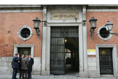 Justicia asegura que «en ningún caso» se archivarán causas penales por los plazos impuestos por la LECrim El proceso penal cambiará pronto. Fachada del Minsterio de Justicia