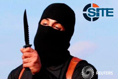 EEUU realiza ataque en Siria contra «John el Yihadista» Un hombre enmascarado identificado por el Washington Post como el británico Mohammed Emwazi, blande un cuchillo en una imagen procedente de un vídeo del grupo SITE