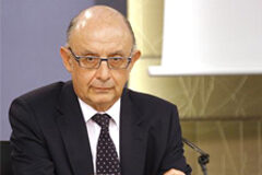 El Gobierno concluye la reforma fiscal aprobando las modificaciones a la Ley General Tributaria, con la ‘lista de morosos’ como protagonista El ministro de Hacienda y Administraciones Públicas, Cristóbal Montoro, en la rueda de prensa posterior al Consejo de Ministros.