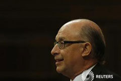 El déficit del Estado no homogéneo se sitúa en el 4,13% del PIB El ministro de Haciendda, Cristóbal Montoro, en el Congreso de los Diputados, el 24 de diciembre de 2012.