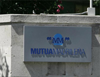 Cartel de Mutua Madrileña Cartel de Mutua Madrileña