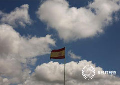 Una bandera de España en Sevilla