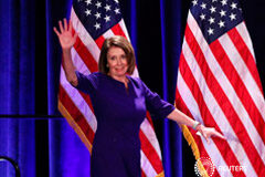 Los demócratas arrebatan la Cámara de Representantes a Trump, que conserva el Senado La líder demócrata de la Cámara de Representantes de EEUU, Nancy Pelosi, celebra en Washington. 6 de noviembre de 2018