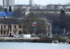 Obama amplía sanciones a Rusia, que da otro paso para anexionarse Crimea