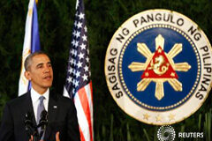 Obama dice que EEUU anunciará nuevas sanciones contra Rusia Obama ofrece una rueda de prensa conjunta con el presidente filipino, Benigno Aquino, en Manila, el 28 de abril de 2014