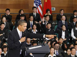 Obama durante una reunión con jóvenes en Shanghái, el 16 de noviembre de 2009.