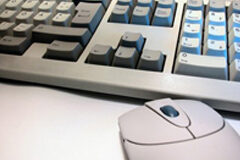 Acceso a pruebas electrónicas transfronterizas teclado y ratón